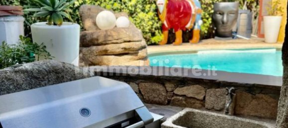 Villa de 4 dormitorios en Olbia, Italy No. 338502 16