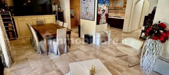Villa de 4 dormitorios en Olbia, Italy No. 338502 18