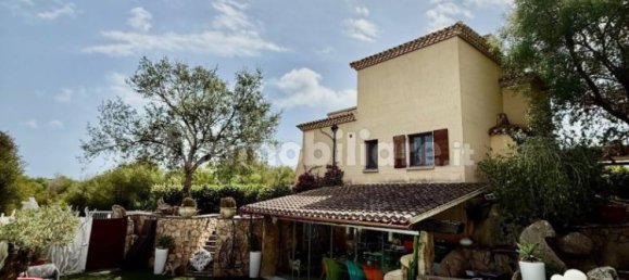 Villa de 4 dormitorios en Olbia, Italy No. 338502 5