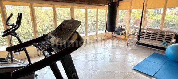 Villa de 4 dormitorios en Olbia, Italy No. 338502 14