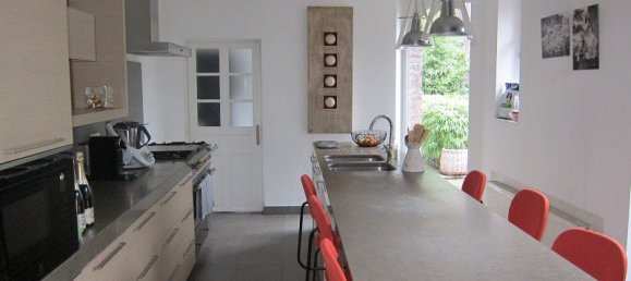 5 bedrooms House in Valenciennes, France No. 84064 9