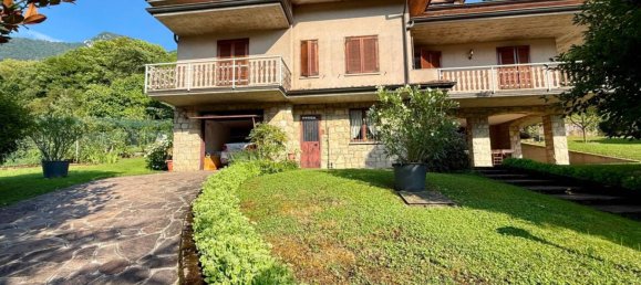 5 bedrooms Villa in Monasterolo del Castello, Italy No. 290856 4
