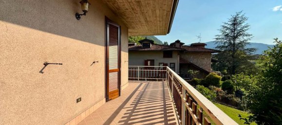 5 bedrooms Villa in Monasterolo del Castello, Italy No. 290856 37