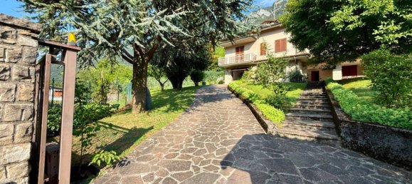 5 bedrooms Villa in Monasterolo del Castello, Italy No. 290856 3