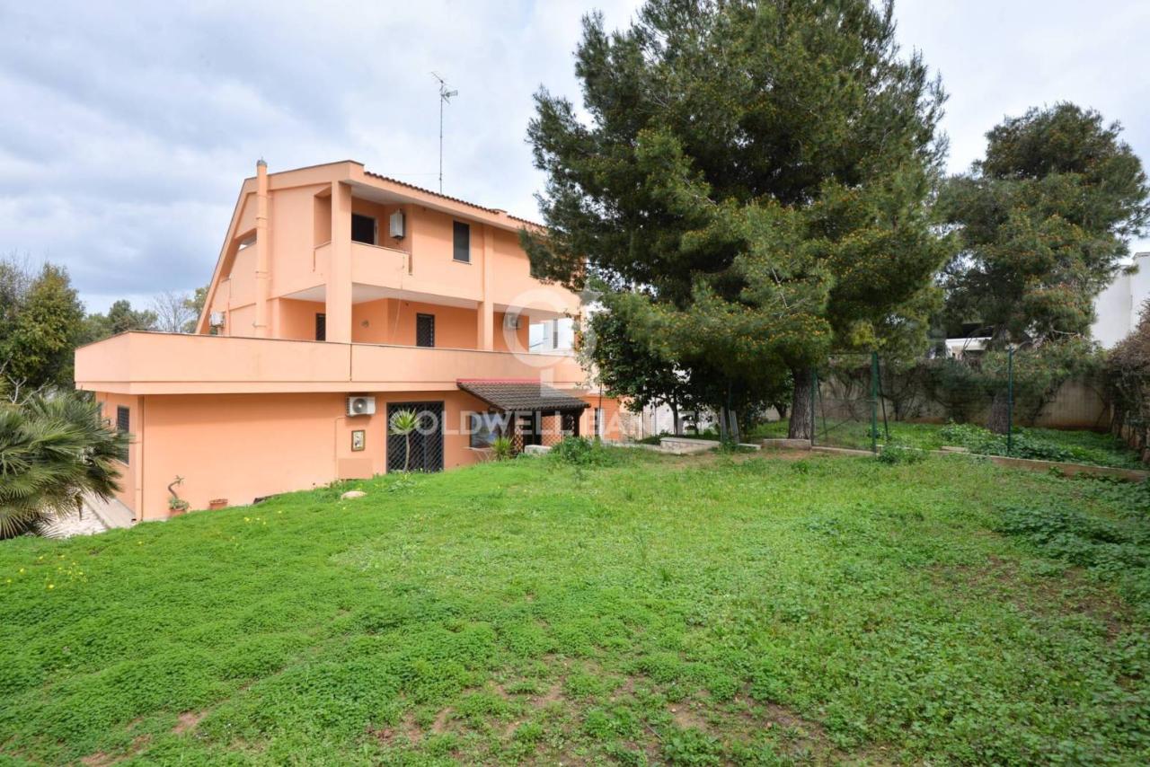 10-salle Villa à Lecce, Italy No. 38937