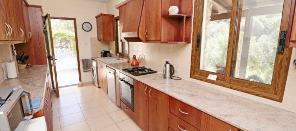 3 Schlafzimmer Villa in Giolou, Cyprus, Nr. 22093 29