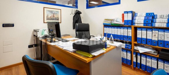 14 bedrooms Apartment in Rome, Italy No. 321438 14