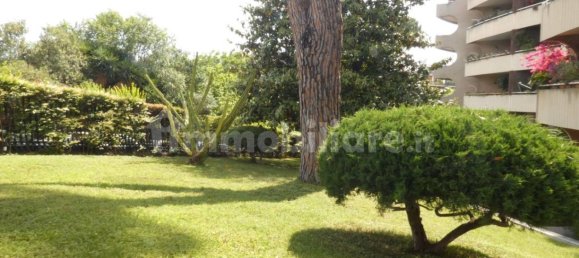 14 bedrooms Apartment in Rome, Italy No. 321438 3