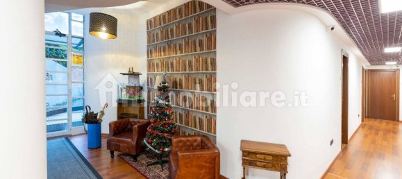 14 bedrooms Apartment in Rome, Italy No. 321438 10