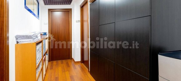 14 bedrooms Apartment in Rome, Italy No. 321438 18