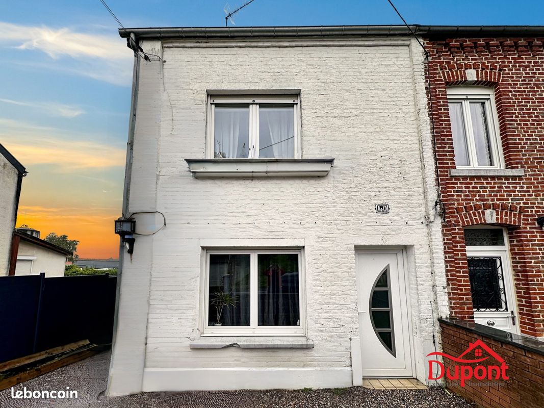 4 Schlafzimmer Haus in Hautmont, France, Nr. 267437