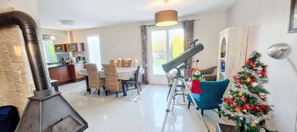 4 bedrooms House in Saint-Fargeau-Ponthierry, France No. 168812 3