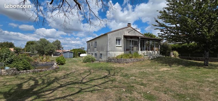 4 Schlafzimmer Haus in La Creche, France, Nr. 314851