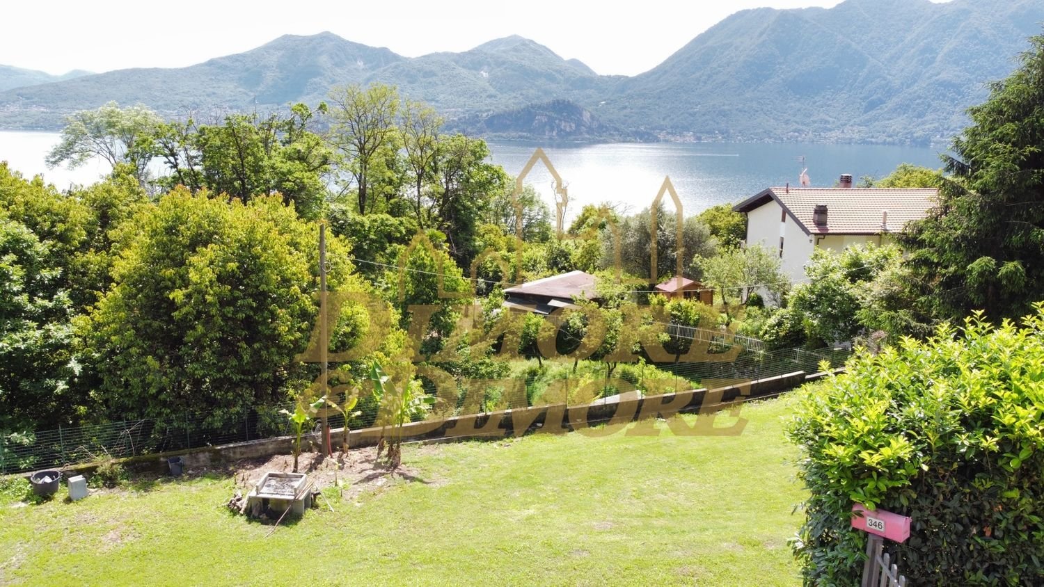 650m² Land in Ghiffa, Italy No. 170633