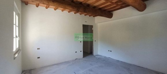 Casa de 10 divisões em Capannori, Italy N.º 42748 13