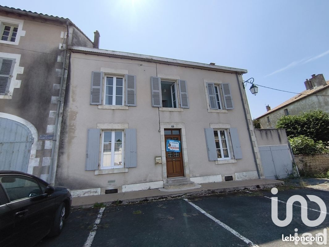 2 chambres Maison à Deux-Sèvres, France No. 337812