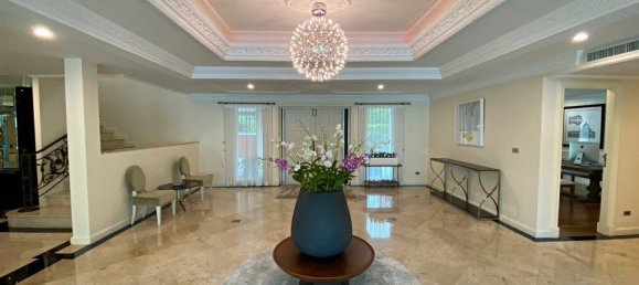 Дом с 4 спальнями в Хуа Хин, Таиланд № 58868 9