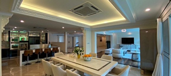 Дом с 4 спальнями в Хуа Хин, Таиланд № 58868 12