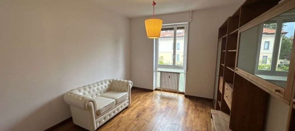 Квартира с 6 комнатами в Монца, Италия № 228411 9