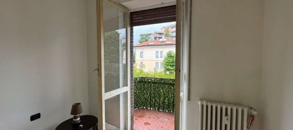 Квартира с 6 комнатами в Монца, Италия № 228411 5