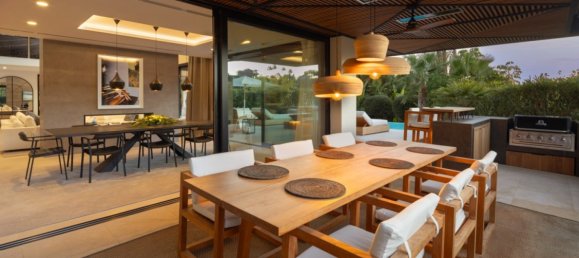 6 bedrooms Villa in Marbella, Spain No. 94682 44