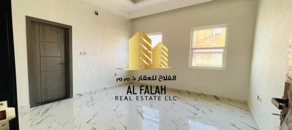 5 bedrooms Villa in Al Yasmeen, UAE No. 31479 8
