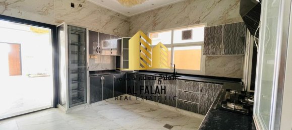 5 bedrooms Villa in Al Yasmeen, UAE No. 31479 10