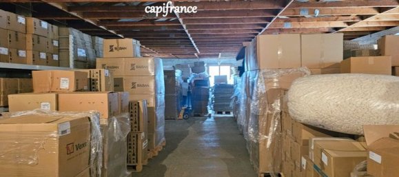 879m² Commercial property in Savoie, France No. 310126 9