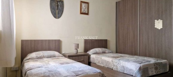 Adosado de 3 dormitorios en Qala, Malta No. 11705 8