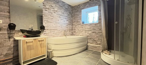 4 bedrooms Townhouse in Froville, France No. 160379 7