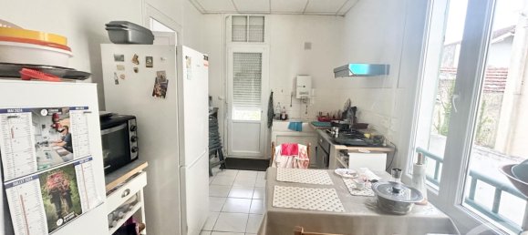 13 bedrooms House in Pau, France No. 279527 6