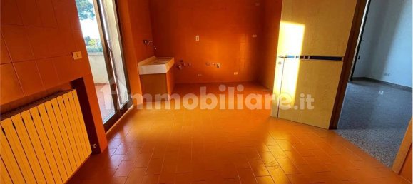 Дом с 6 спальнями в Монтемарчано, Италия № 258235 12