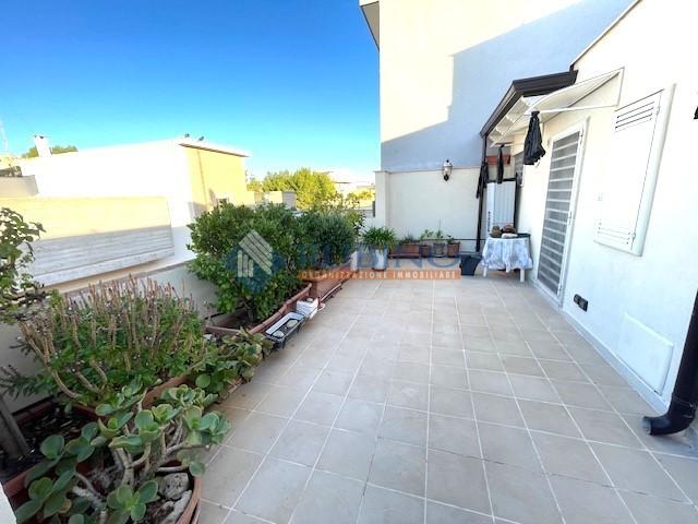 Apartamento de 3 habitaciónes en Modugno, Italy No. 7064