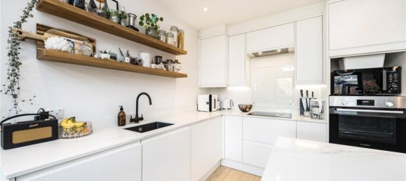 2 Schlafzimmer Wohnung in London, United Kingdom, Nr. 12904 3