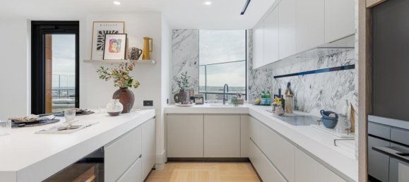 3 bedrooms Apartment in London, United Kingdom No. 13208 5