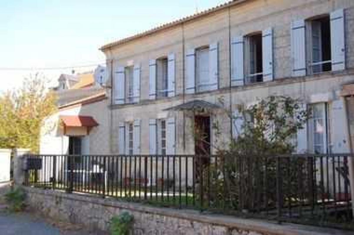 5 chambres Maison à Pons, France No. 31158