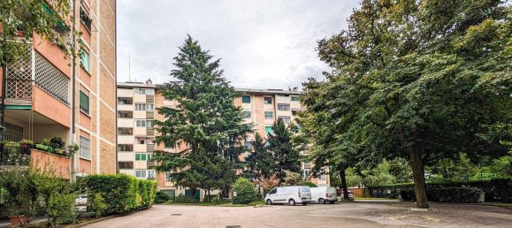 2 bedrooms Apartment in Milan, Italy No. 348604 23