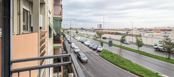 2 bedrooms Apartment in Milan, Italy No. 348604 5