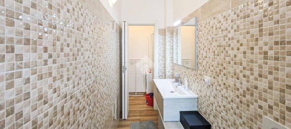 2 bedrooms Apartment in Milan, Italy No. 348604 14