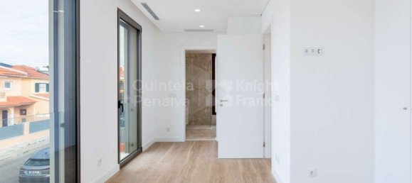 3 bedrooms House in Cascais, Portugal No. 122685 17