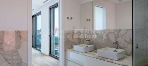 3 bedrooms House in Cascais, Portugal No. 122685 18