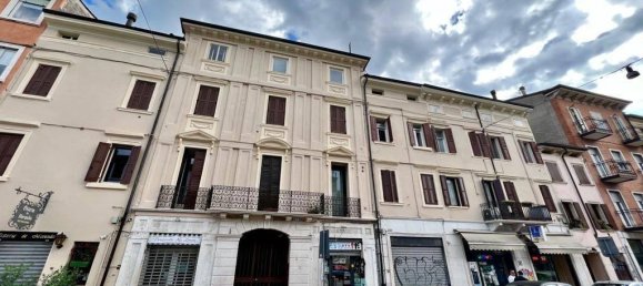 4 rooms Apartment in Verona, Italy No. 30516 63