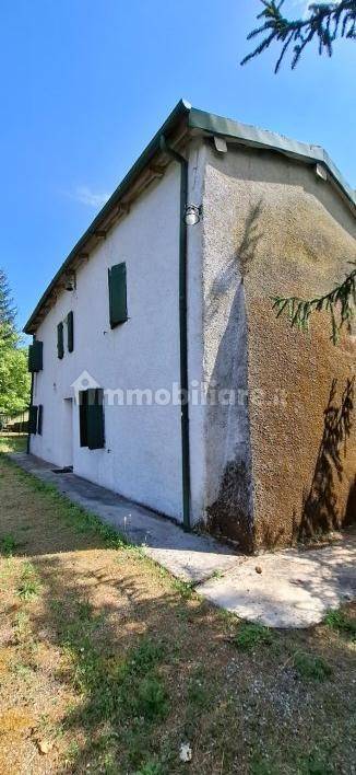 2 bedrooms House in San Benedetto Val di Sambro, Italy No. 262006