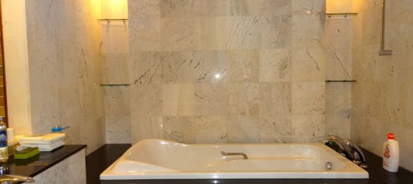 3 bedrooms House in Hoan Kiem, Vietnam No. 4314 11