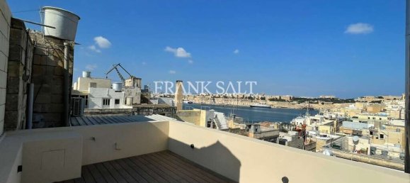 Moradia em banda T2 em Senglea, Malta N.º 241 32