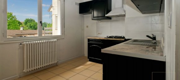 4 bedrooms House in Viry-Chatillon, France No. 323389 10