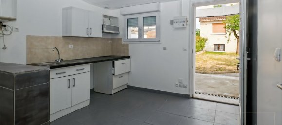 4 bedrooms House in Viry-Chatillon, France No. 323389 15