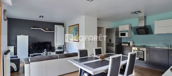 2 Schlafzimmer Wohnung in Vitry-sur-Seine, France, Nr. 163859 2