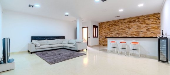 5 bedrooms Villa in Cabo Roig, Spain No. 189278 48