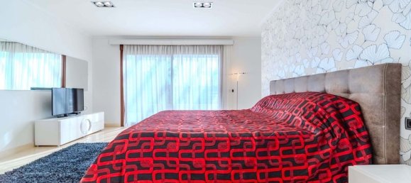 5 bedrooms Villa in Cabo Roig, Spain No. 189278 37